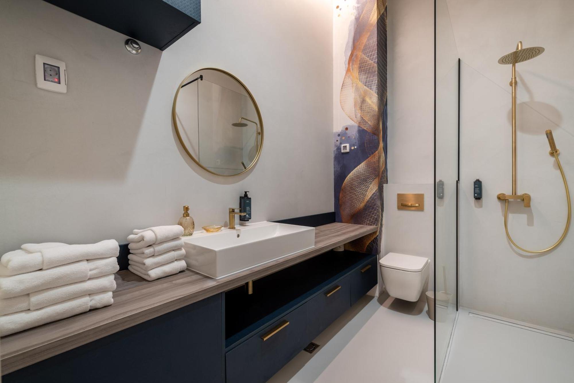 The Bridge Luxury Apartment